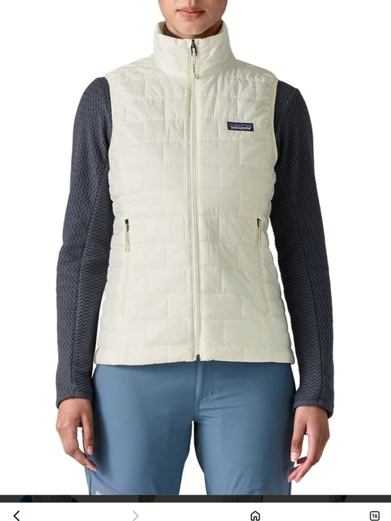Patagonia Jackets & Blazers - Patagonia Women's Nano Puff Lightweight Quilted Vest cream medium Gorpcore EUC